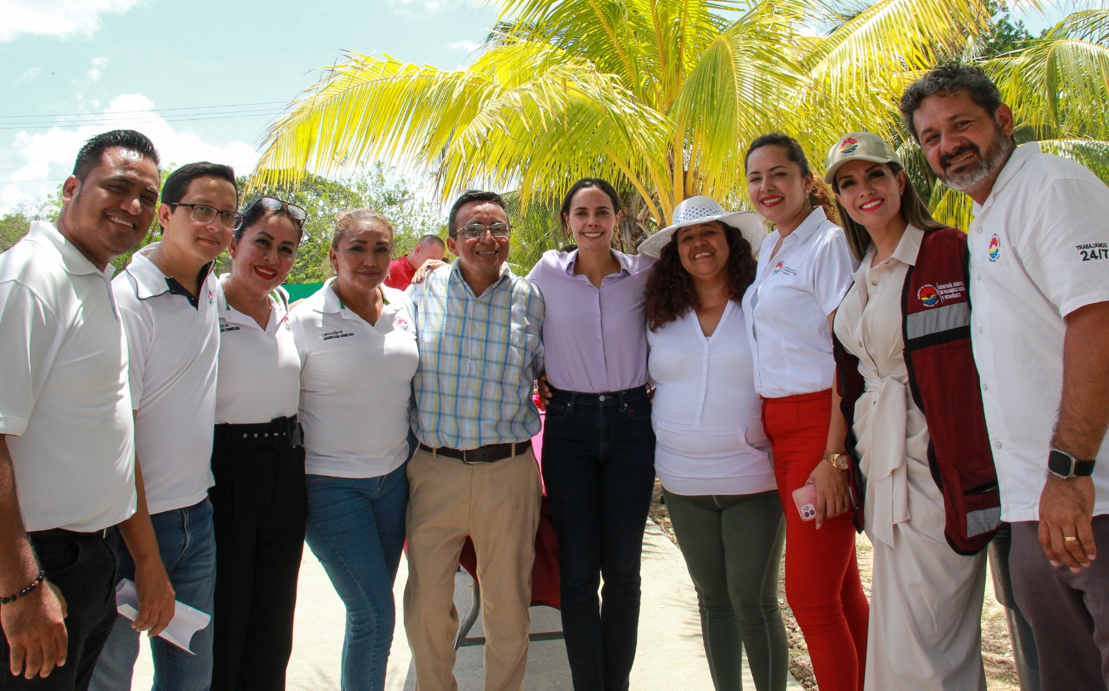 uploads/6/32/01 (2).Jpg